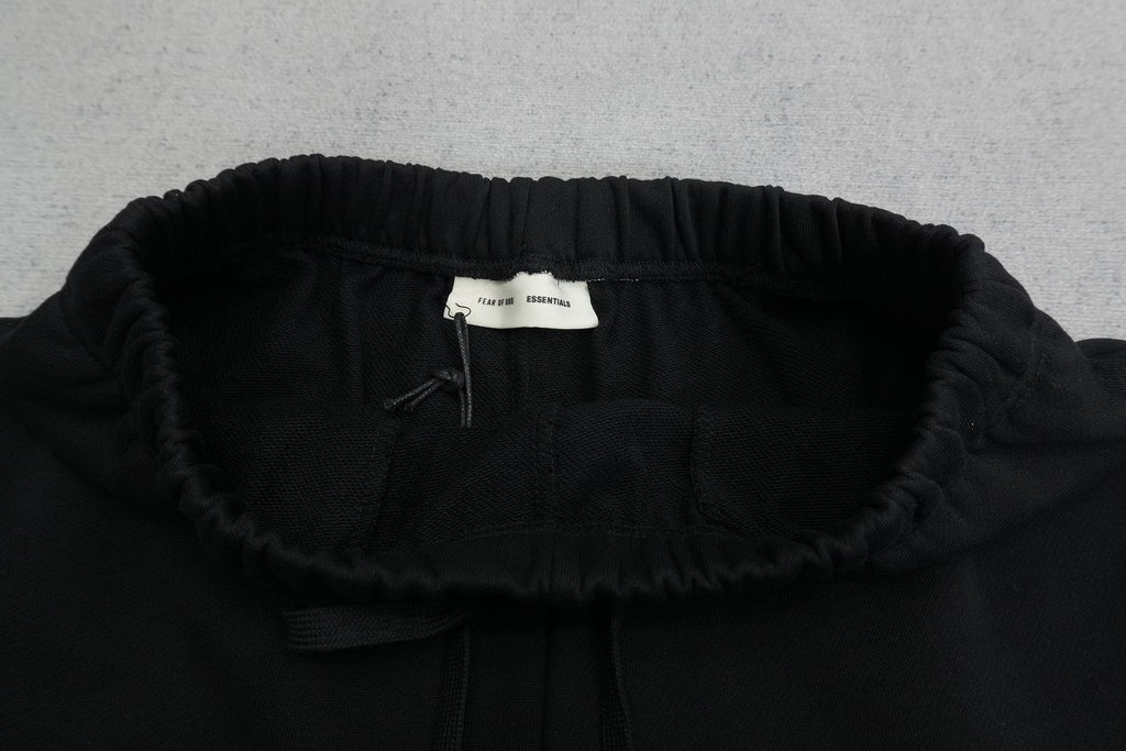 Fear of God Essentials Script Logo Sweatshorts Black